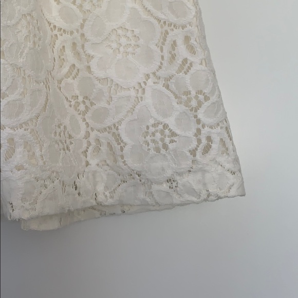 ⭐️3/$30 - Flowy lace skirt - Picture 3 of 3